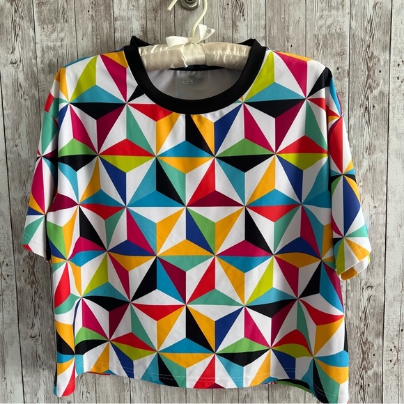 Tops - Disney Epcot Spaceship Earth Geometric Print Top Women’s Small